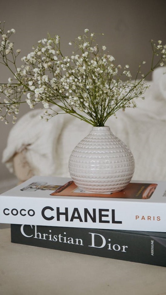 Chanel logo