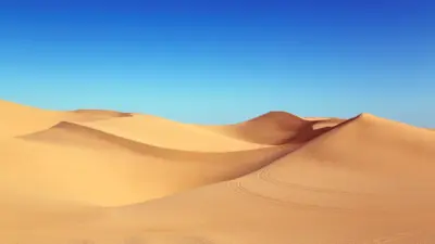 Photographie minimaliste d'un desert