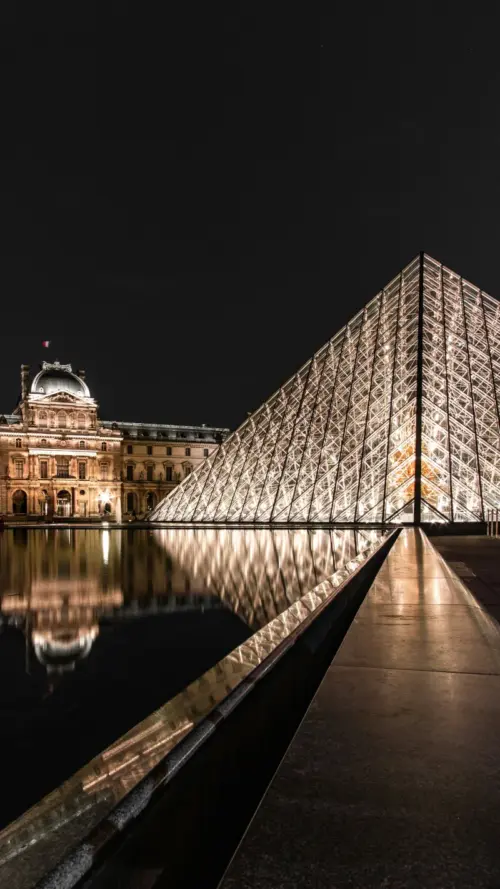 Louvre Museum wallpaper HD 4K for phone