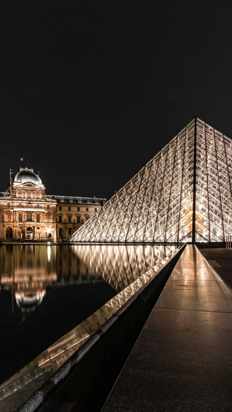 Louvre Museum