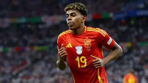 Lamine Yamal Football wallpaper HD 4K for desktop