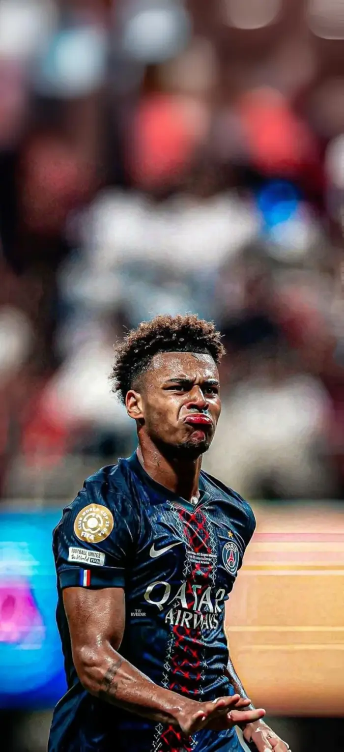 Désiré Doué Phone Background