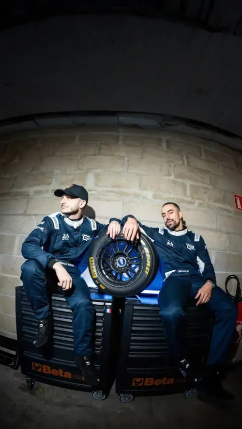 GP Explorer Maxime and Djilsi wallpaper HD 4K for phone