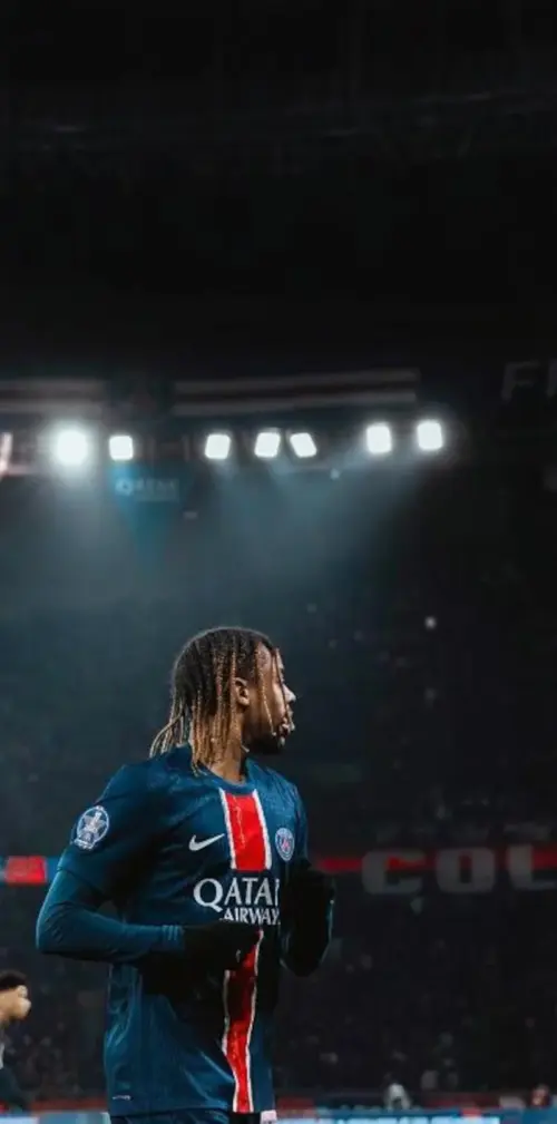 Bradley Barcola PSG Player wallpaper HD 4K for phone