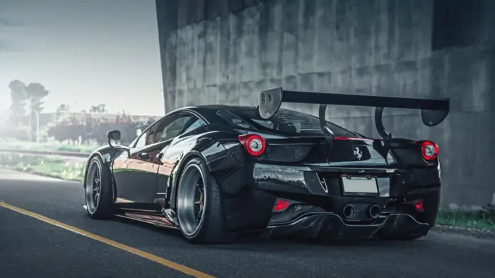 Voiture de sport Ferrari 458 noir