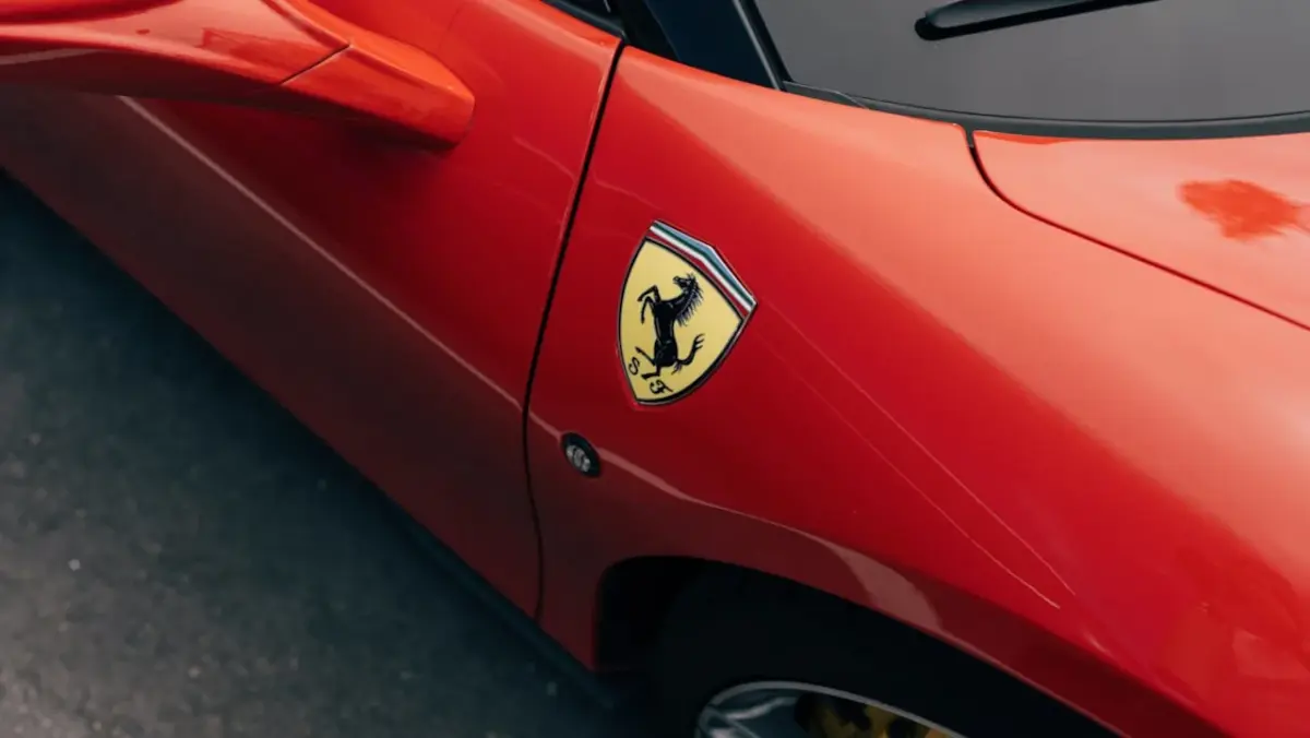 Photography Ferrari rouge