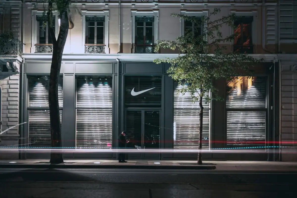 Magasin Nike avec Logo
