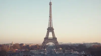 Arrière plan de la Tour Eiffel pour PC