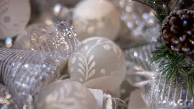 Boule de Noel blanche