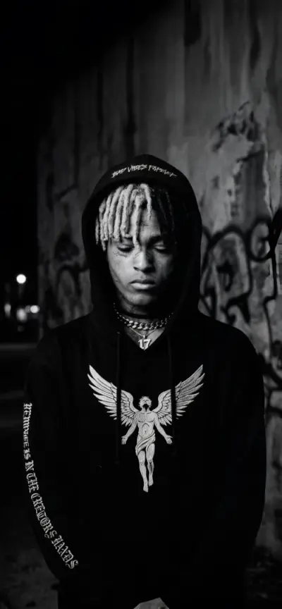 Portrait en noir et blanc de XXXTentacion