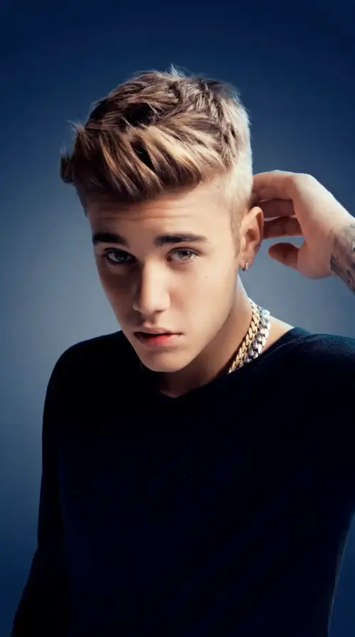 Portrait de Justin bieber arrière plan bleu