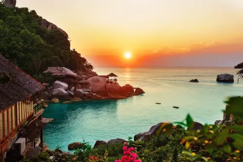 Tropical bay at sunset wallpaper HD 4K for desktop
