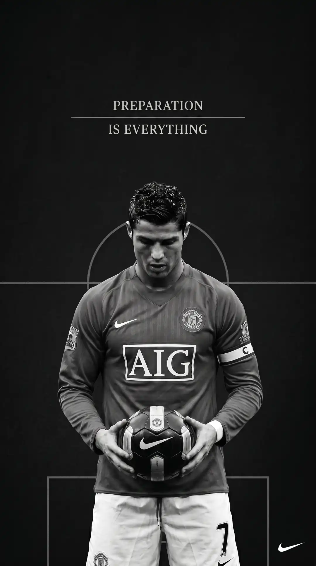 Cristiano Ronaldo concentré avec ballon Manchester United fonds d’écran HD 4K pour téléphone